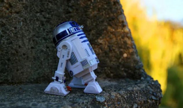 3-r2-d2_000072055921_Small