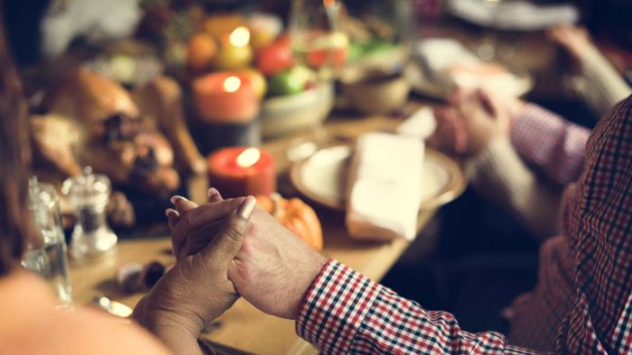 Enjoy a Thanksgiving Without Phones