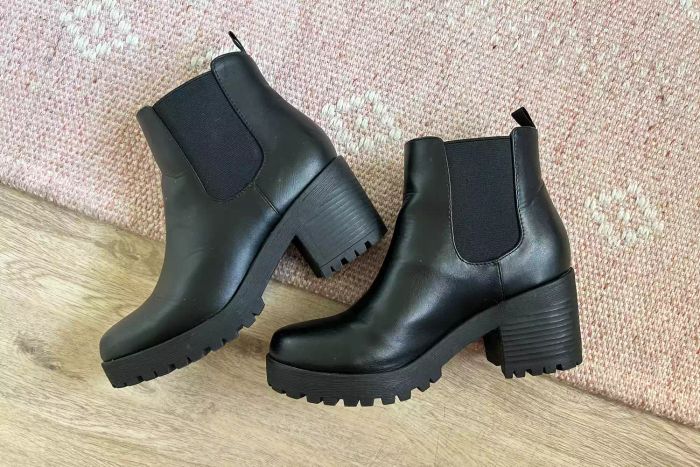 A side perspective of the Soda Jaber Boot