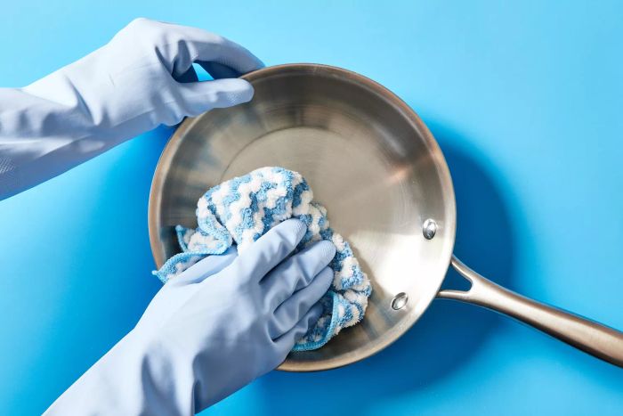 how-to-clean-stainless-steel_STEP_04