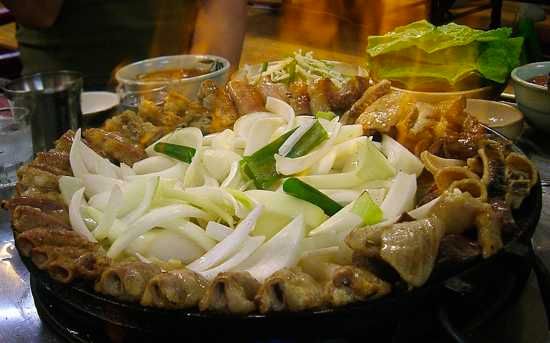 800Px-Korean.Food-Gobchang.Bokkem-01