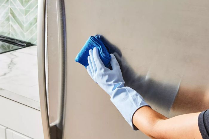how-to-clean-stainless-steel_Step_03
