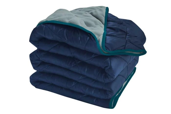 ECR4Kids Lightspeed Rugged Puffy Outdoor Blanket