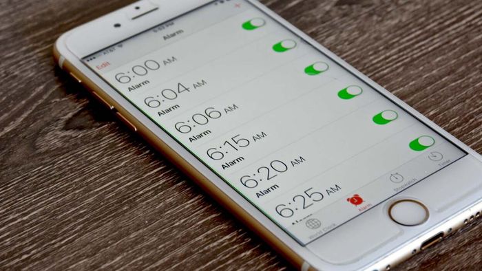 How to stop snoozing your alarm and actually wake up on time