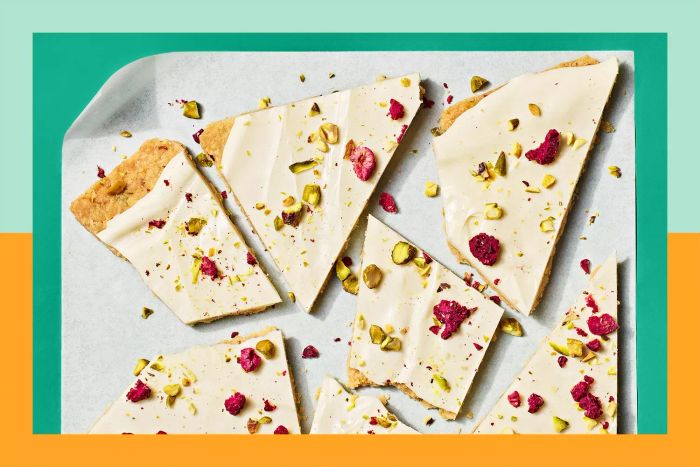 Pistachio White Chocolate Bark