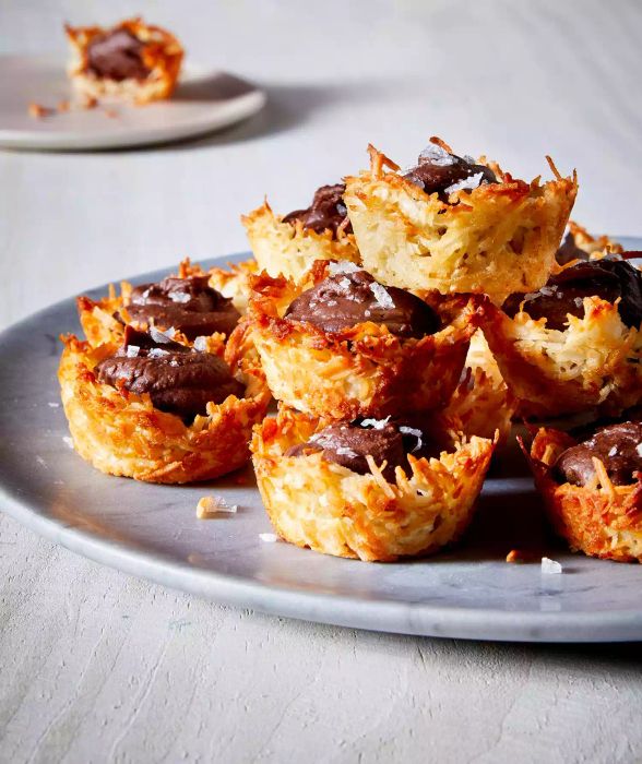 Healthy Desserts: Dark Chocolate Coconut Tartlets