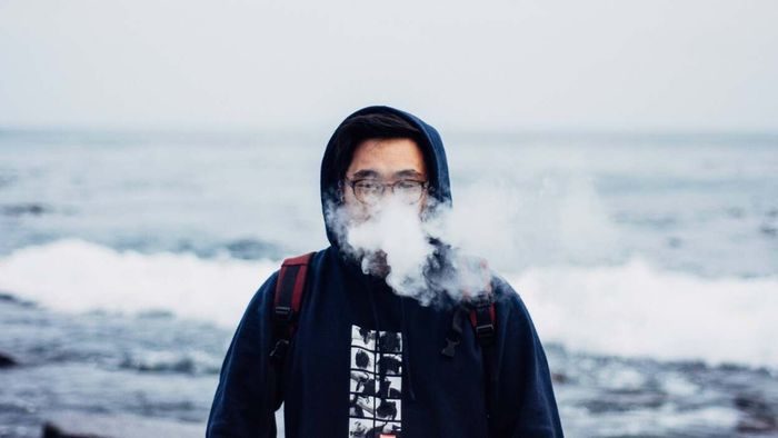 Is Vaping Contributing to Health Issues?
