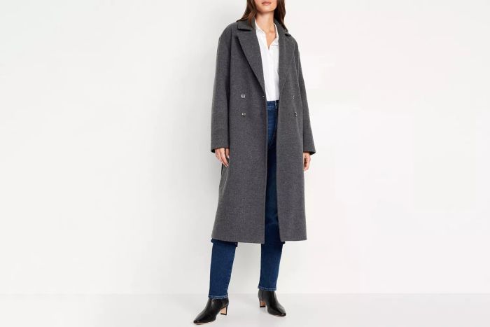 The oversized belted coat