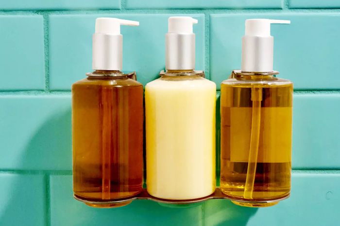 refillable shampoo bottle