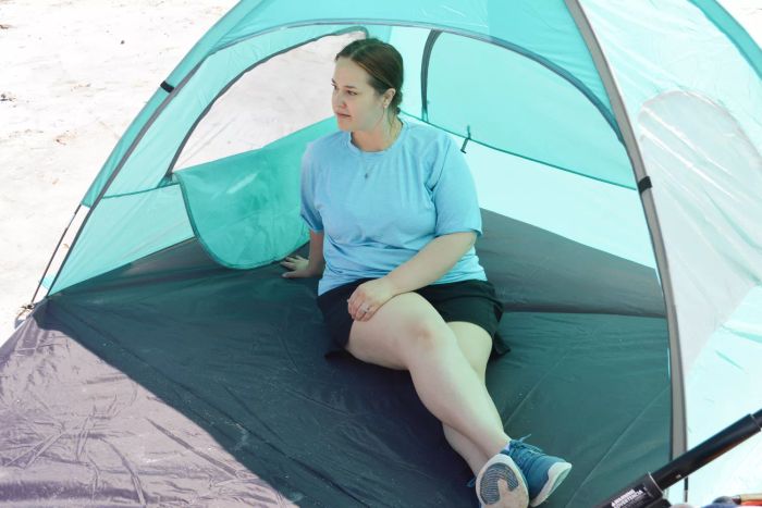 WhiteFang 3-Person Beach Tent
