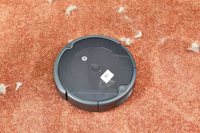 iRobot Roomba 694 Robotic Vacuum Cleaner