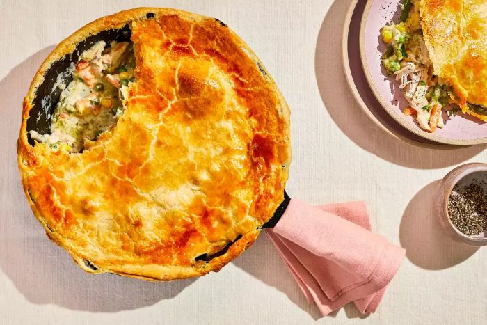 quick-and-easy-chicken-pot-pie-recipe-hero-01-Mytour
