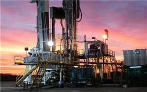 oil rig, crude oil