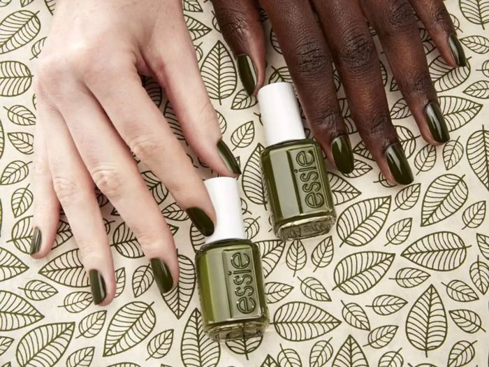 9-trending-nail-colors-for-fall-Mytour