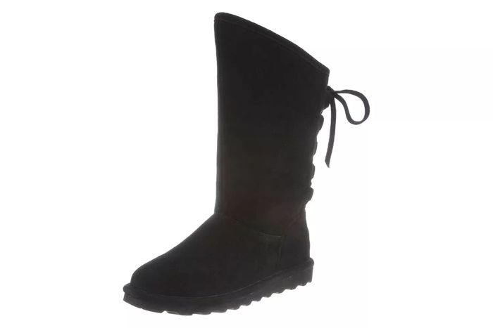 Amazon BEARPAW Women's Phylly Boot in Multiple Colors | Women's Classic Suede Boot