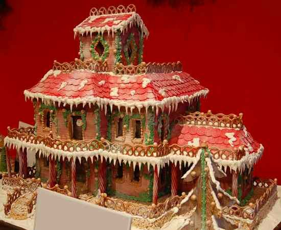 Ginger-Bread-House-6