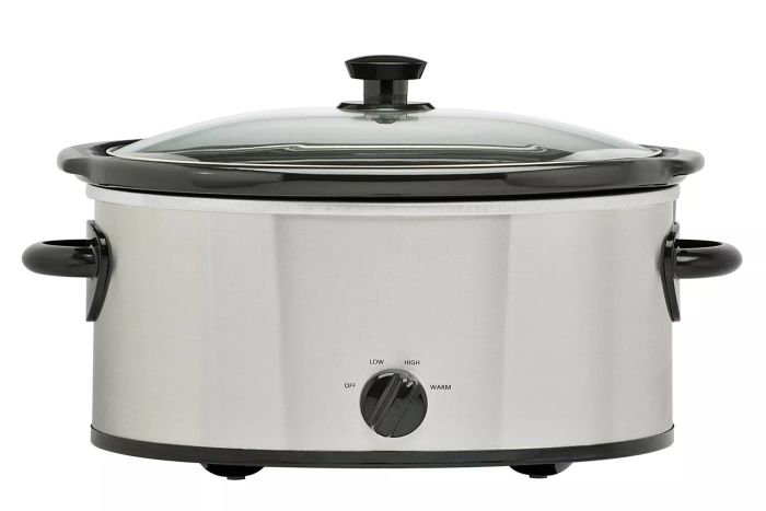 oval-shaped slow cooker