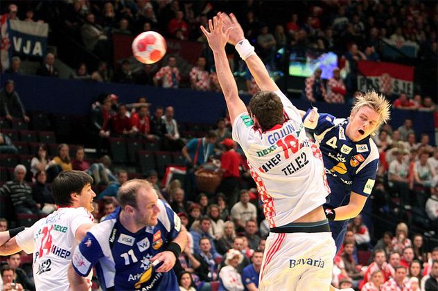 5- Handball