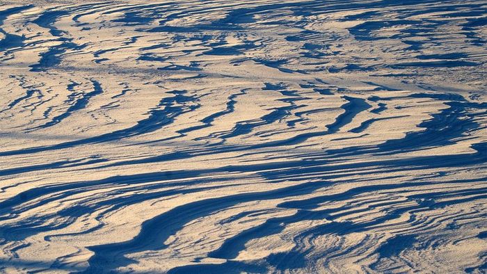 sastrugi, snowdrifts