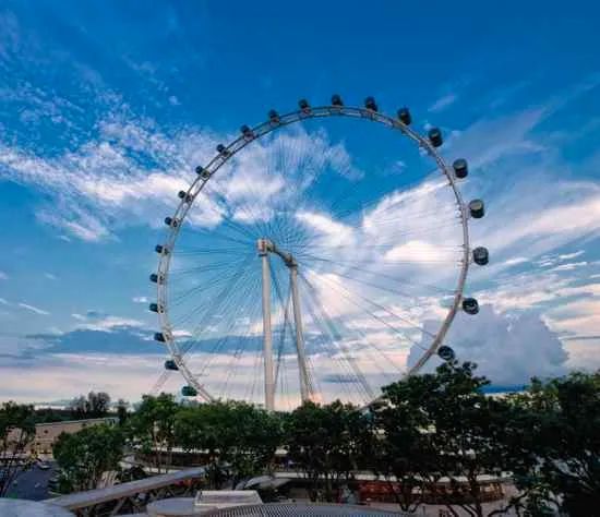 Singapore Flyer+Ducktours 01