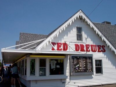 Ted-Drewes-Frozen-Custard-St-Louis-Mo-Bfw