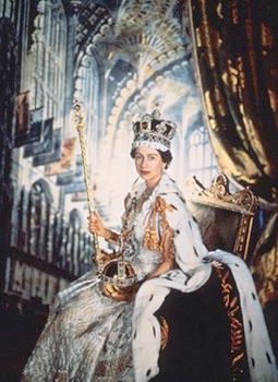 F Elizabeth Ii 275W.Jpg