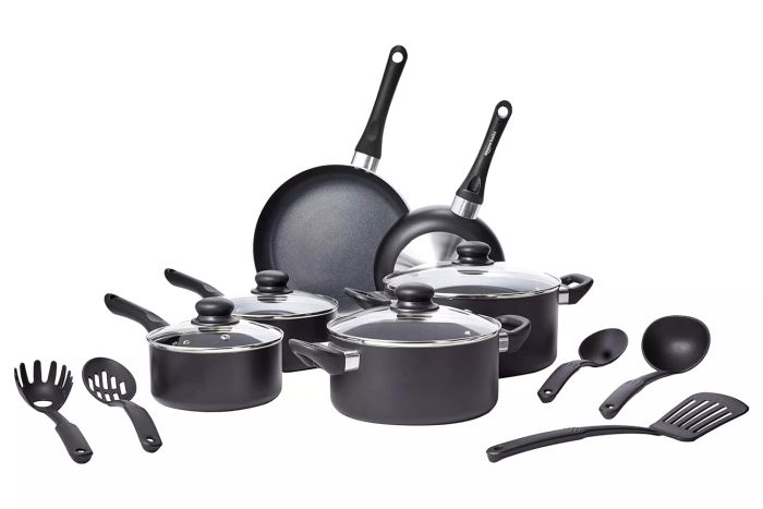 Amazon Basics Non-Stick Cookware 15-Piece Set