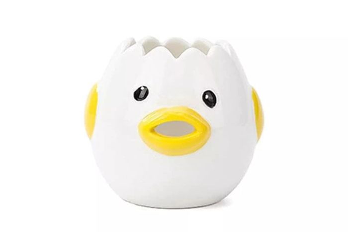 Amazon LuoCoCo Cute Egg Separator, Ceramics Vomiting Chicken Egg Yolk and White Separator, Handy Household Egg Filter, Kitchen Tool for Baking, Dishwasher Safe (Yellow)