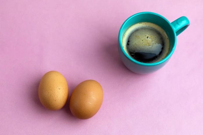 tiktok-putting-eggs-in-coffee-GettyImages-1274818483