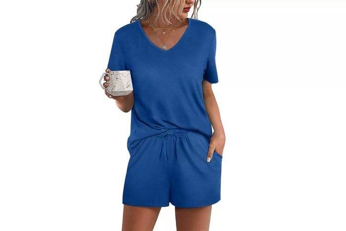 Aloodor Women's 2-Piece Lounge Set with Short Sleeves and V-Neck Design