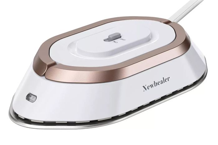 Newbealer Travel Iron
