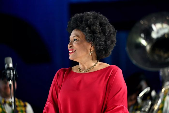 hairstyles for women over 60