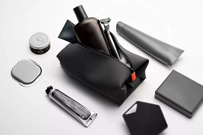 Tooletries Koby Dopp Kit with toiletries inside