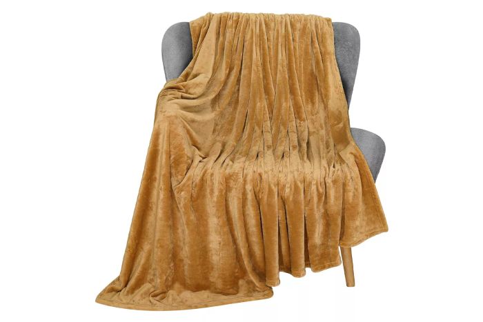 Utopia Bedding Fleece Throw Blanket in Gold, 300GSM Luxury Soft Anti-Static Microfiber, Perfect for Bed or Couch (60x50 Inches)