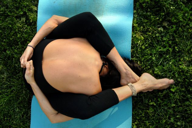 8-yoga-pretzel_000002564399_Small