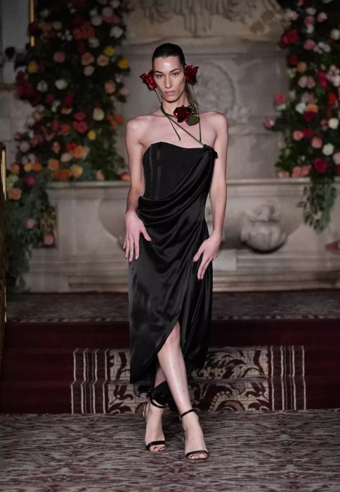 runway-trends-gothic-glam