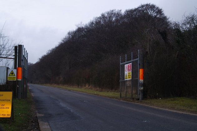 Gate_leading_on_to_Porton_Down_-_geograph.org.uk_-_1139343
