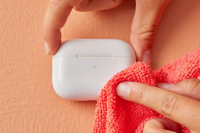 AirPods Cleaning Tips