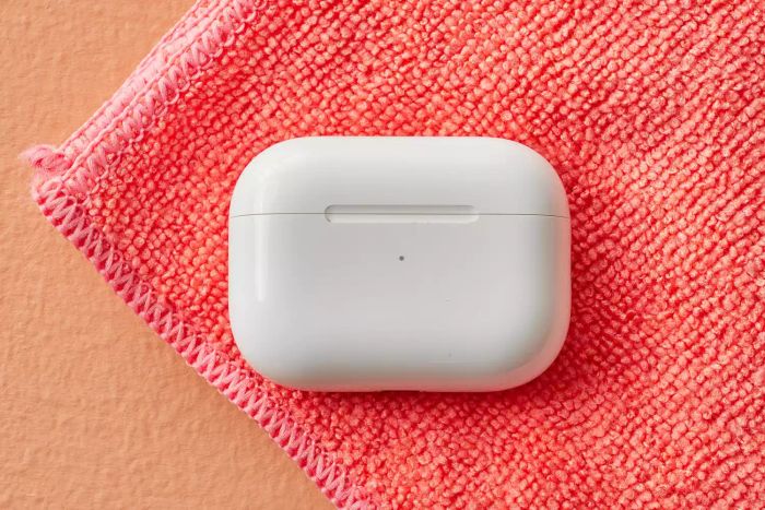 AirPods Cleaning Tips