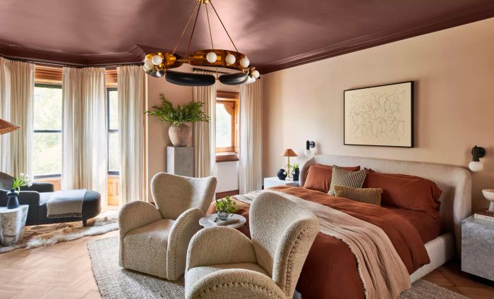 Real-Simple-Home-1024-primary-bedroom showcases a beautifully designed primary bedroom that blends simplicity and elegance.