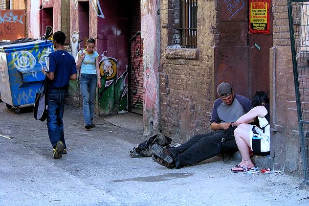 800px-DTES_Alley_Culture