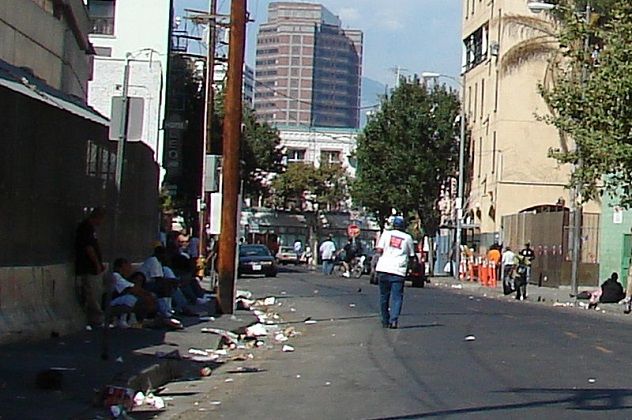 800px-Los_Angeles_Skid_Row