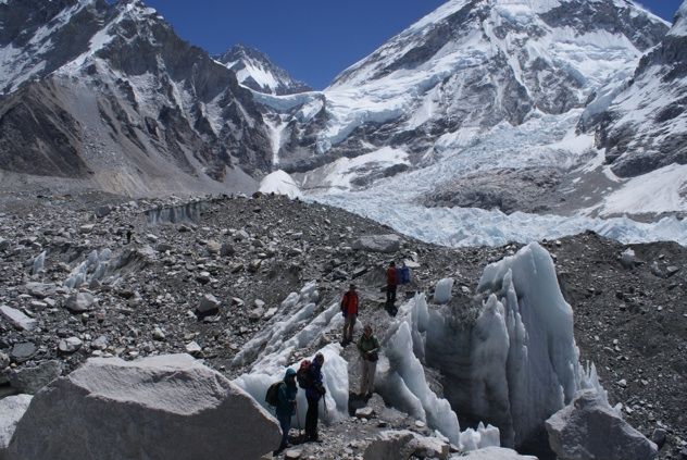 Onthekhumbuglacier6 Cm