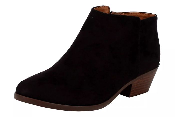 Soda Mug Round Toe Faux Suede Stacked Heel