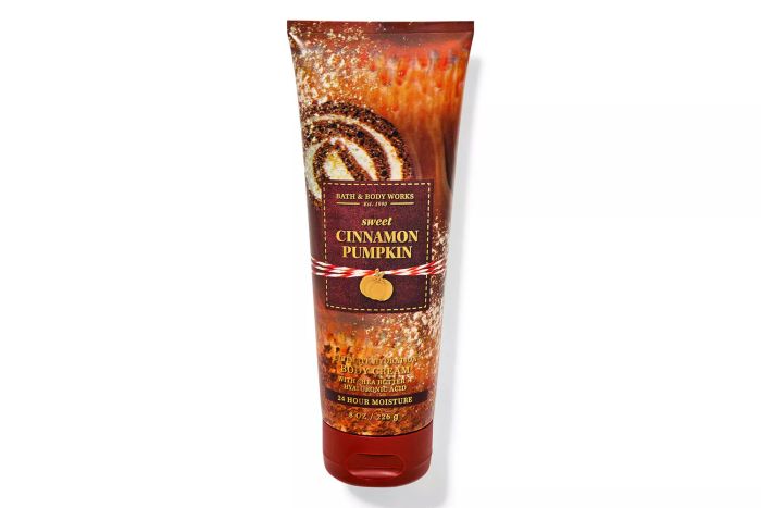 Ultimate Hydration Body Cream in Sweet Cinnamon Pumpkin