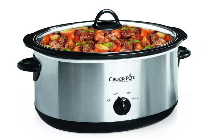 Crock-Pot 7 Quart Oval Manual Slow Cooker, Stainless Steel (SCV700-S-BR), Ideal for Large Families or Hosting Gatherings