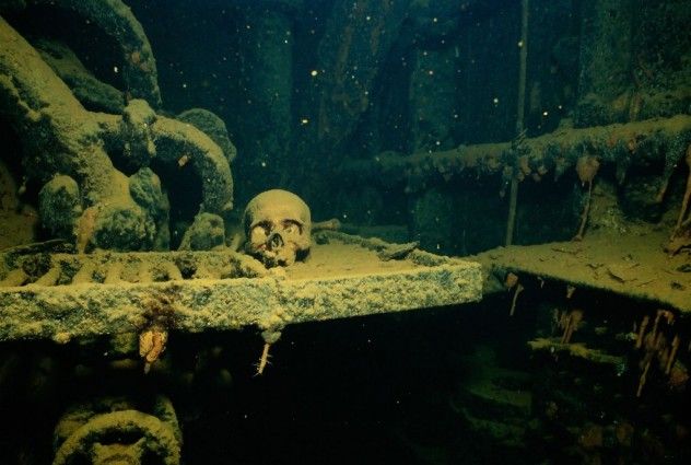 truk_lagoon_2005_-_greer_geiger-8