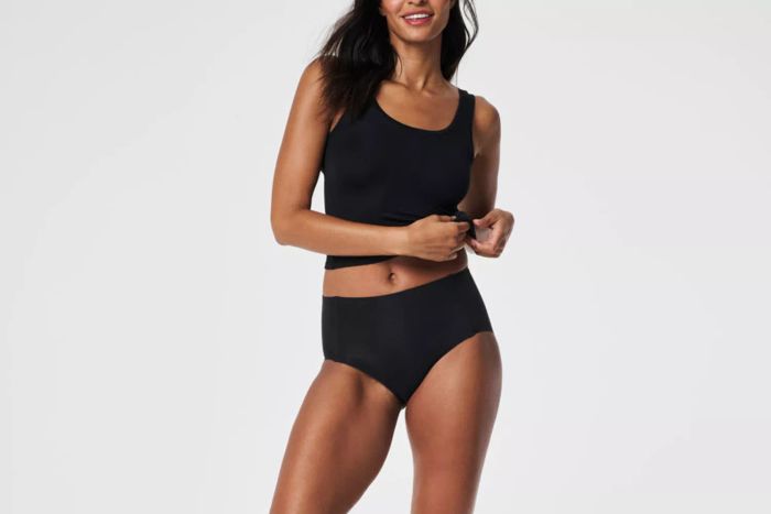 Spanx Better Base Scoop Neck Tank for Comfort and Style