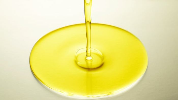 You certainly don’t want to let this stuff end up in your pipes.