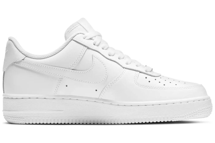 NIKE Air Force 1 '07 Sneaker